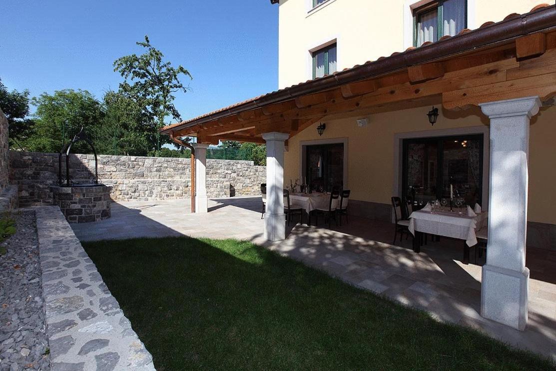 Bed And Breakfast Malovec Divača Eksteriør billede