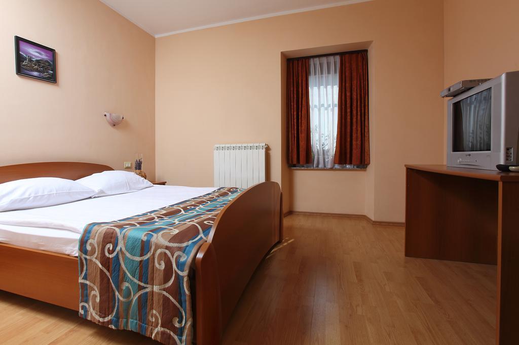 Bed And Breakfast Malovec Divača Eksteriør billede