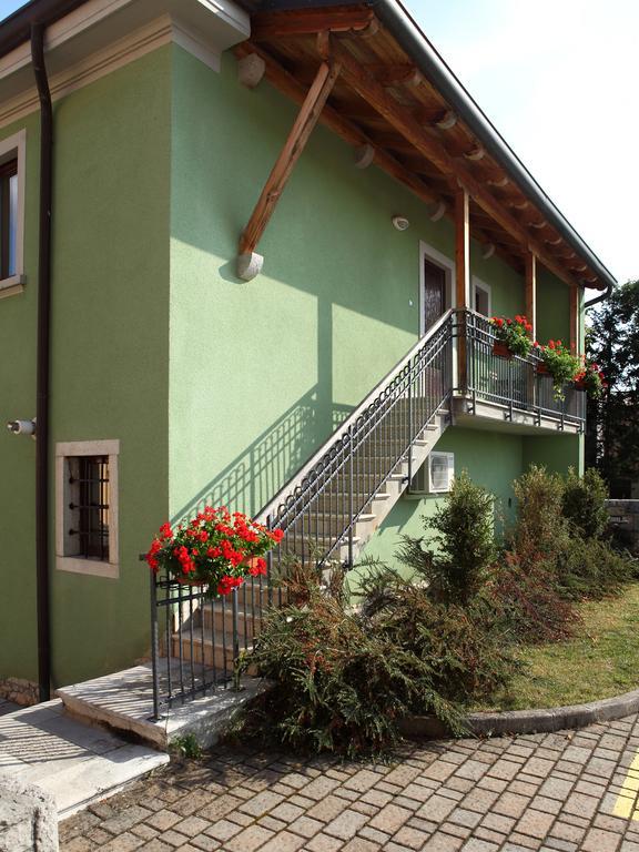 Bed And Breakfast Malovec Divača Eksteriør billede