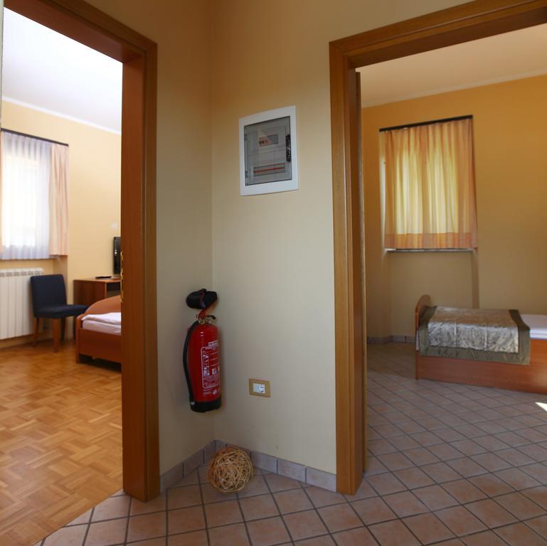 Bed And Breakfast Malovec Divača Eksteriør billede